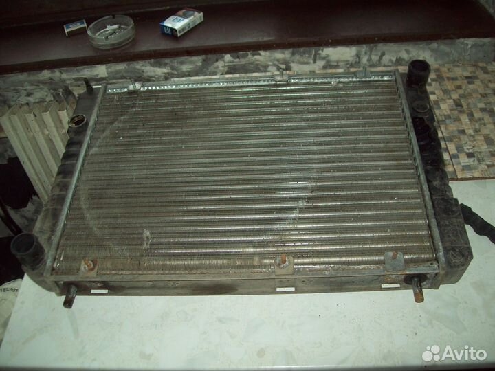 Радиатор охлаждения двигателя