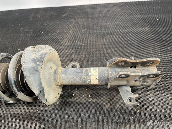 Амортизатор передний левый Honda Cr-V 4 2011-2018