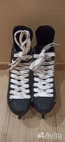 Коньки хоккейные 40 размер