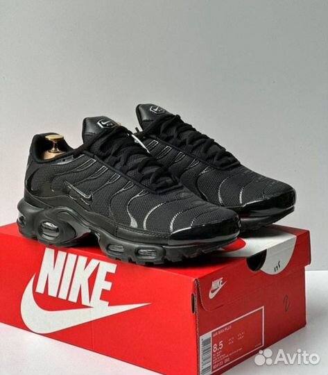 Кроссовки Nike Air Max Tn Plus