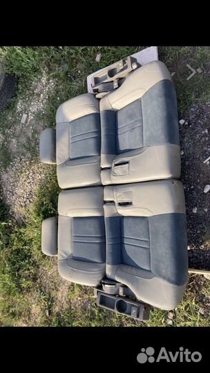 Раскладной задний диван для микроавтобуса Вито