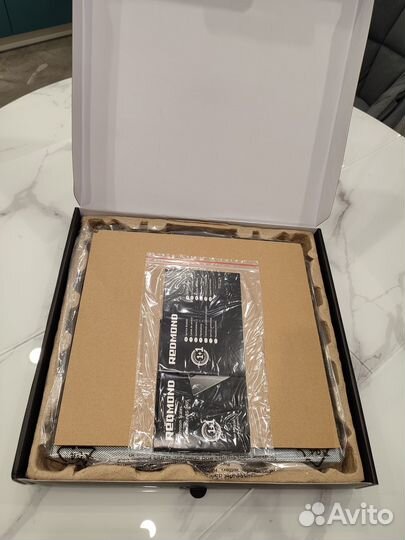 Умные напольные весы Redmond SkyBalance 740S