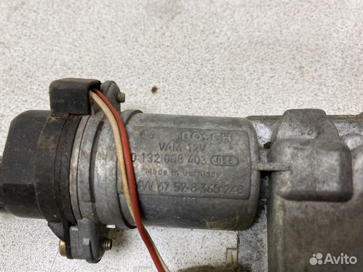 Моторчик стеклоочистителя передний