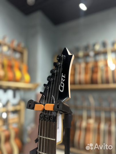 Cort X300 FBL Электрогитара (Floyd Rose)