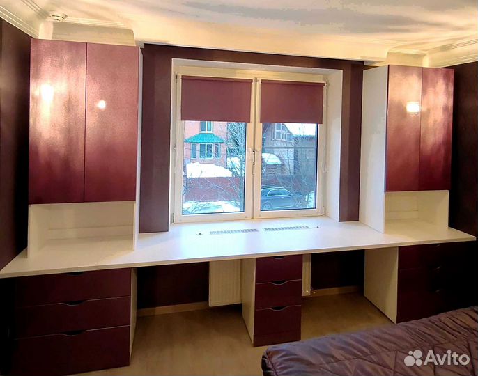 Рабочая зона у окна