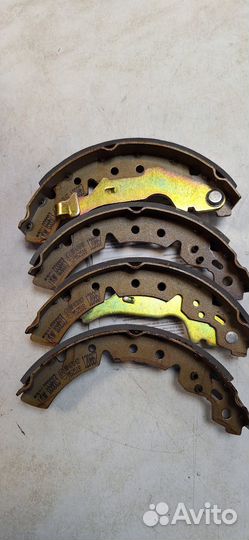 Колодки тормозные Toyota Carina corolla