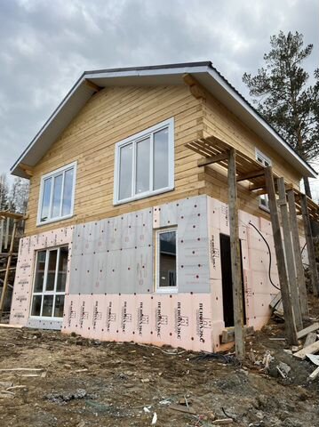 Дом 101 м² на участке 5 сот.