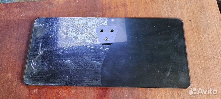 Стеклянная подставка под телевизор