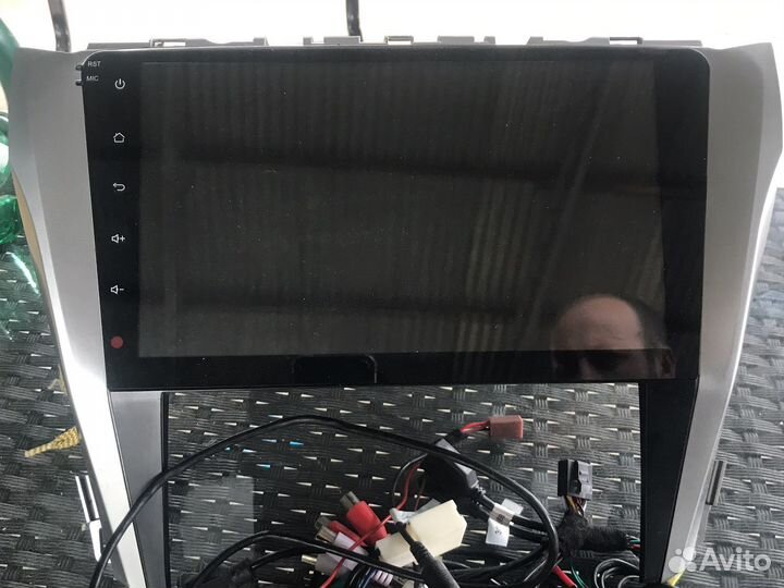 Магнитола на toyota camry 55