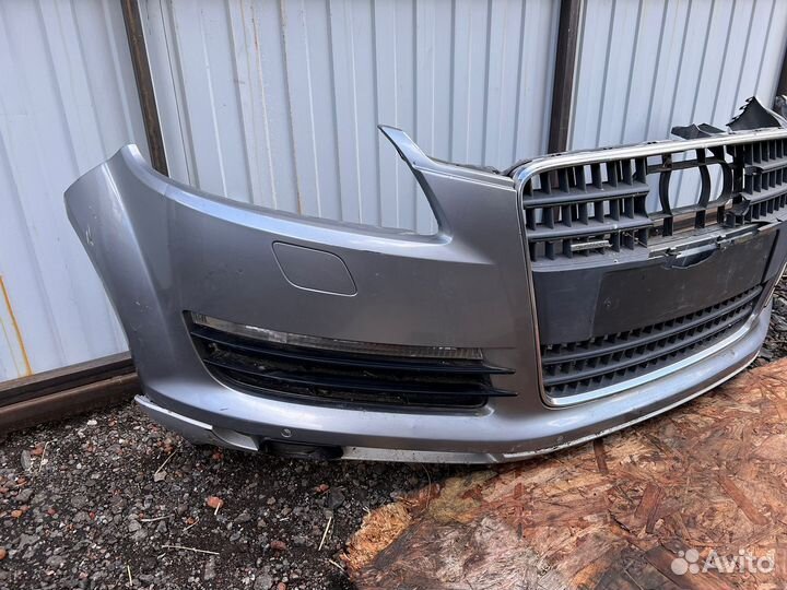 Бампер передний Audi Q7 4L 2005-2009 дорест