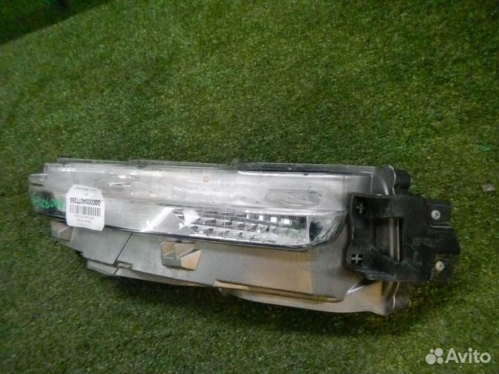 Указатель поворота левый Toyota Fortuner II (2020