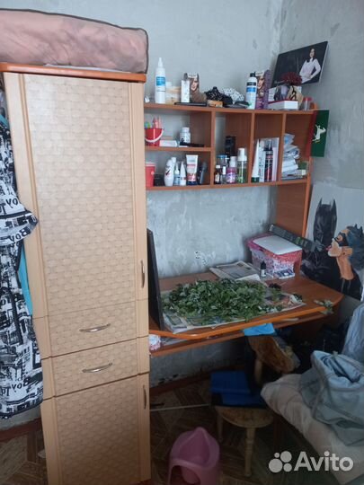 Письменный стол