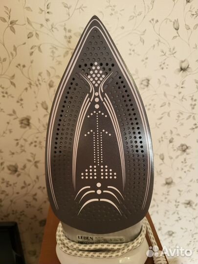 Утюг новый leben