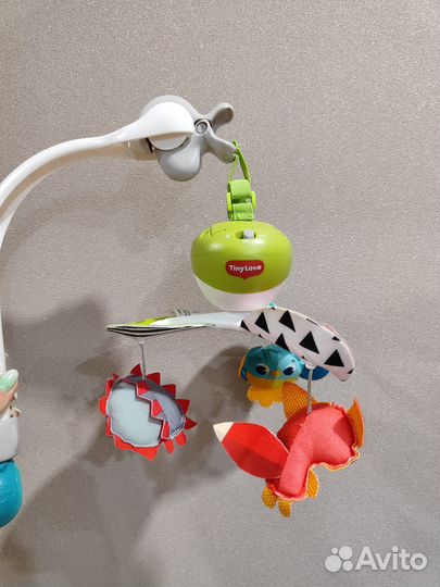 Мобиль на детскую кроватку