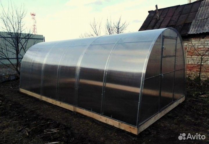 Теплица из поликарбоната