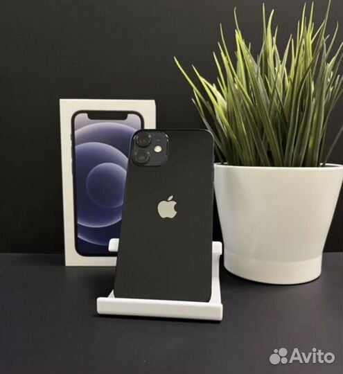 iPhone 12, 64 ГБ