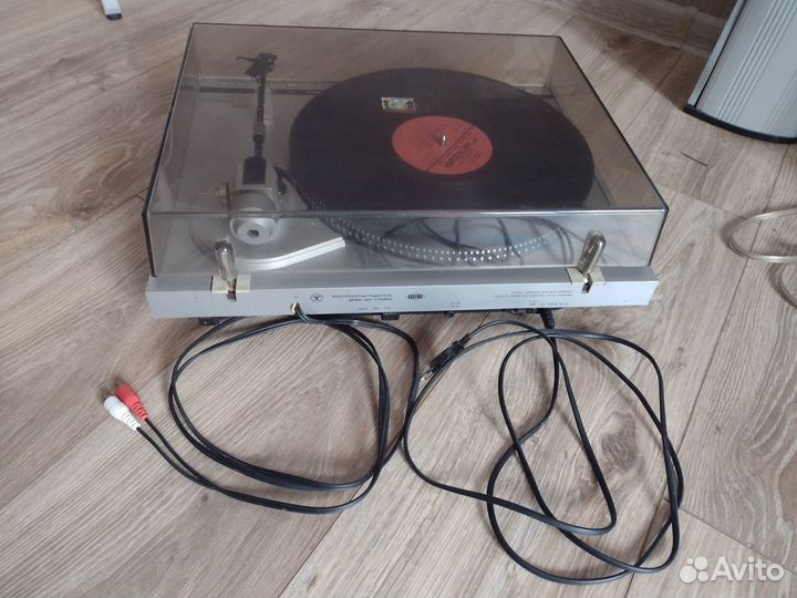 Проигрыватель винила