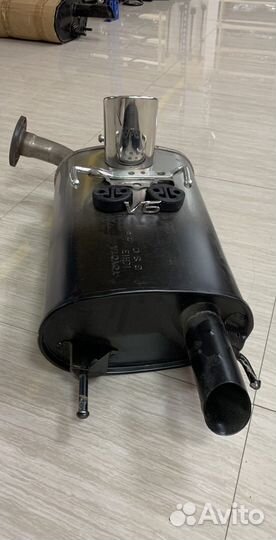 Глушитель Toyota Camry V70-75 левый в сборе