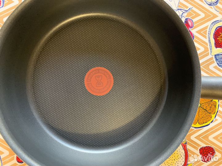 Сковорода Tefal (24 см)