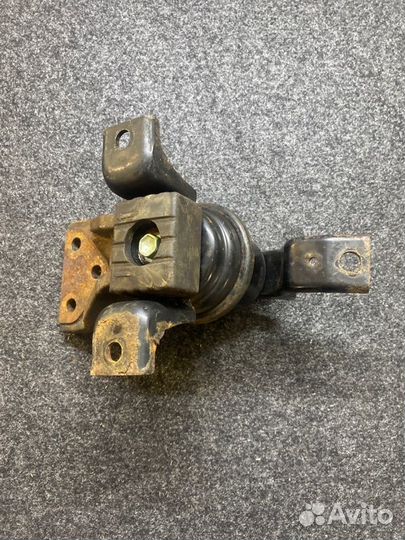 Подушка двигателя правая Mitsubishi Lancer 9 4G18