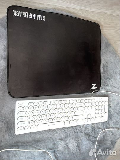 Коврик с клавиатурой