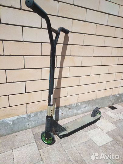 Трюковой самокат