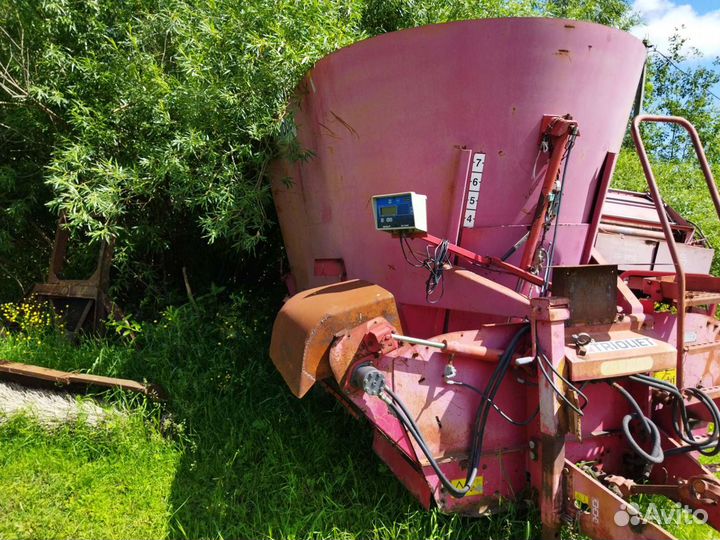 Миксер-кормораздатчик Trioliet Solomix 2 18ZK, 2008