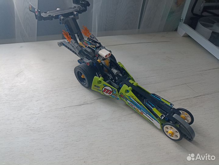 Машинка из lego