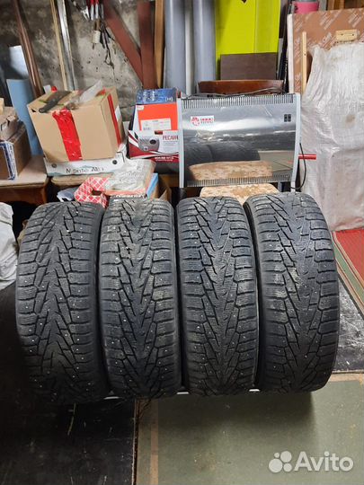 Nokian Tyres Hakkapeliitta 7 SUV 225/60 R17