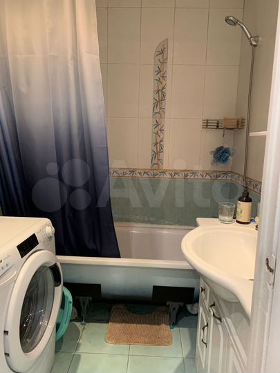 Комната 18 м² в 3-к., 9/16 эт.