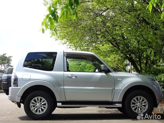 Mitsubishi Pajero 3.2 AT, 2012, 68 000 км