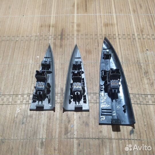 Блок управления стеклоподъемниками Nissan Note