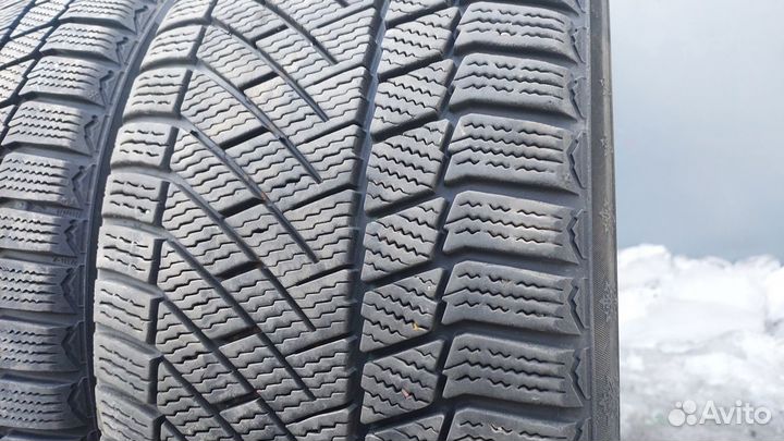 Continental ContiVikingContact 6 235/40 R18 95T