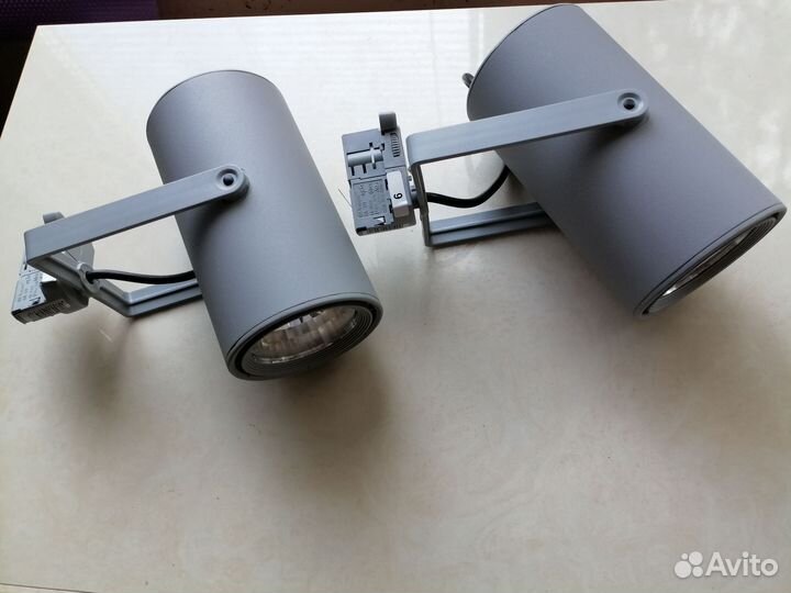LED philips ST320t прожектор трековый