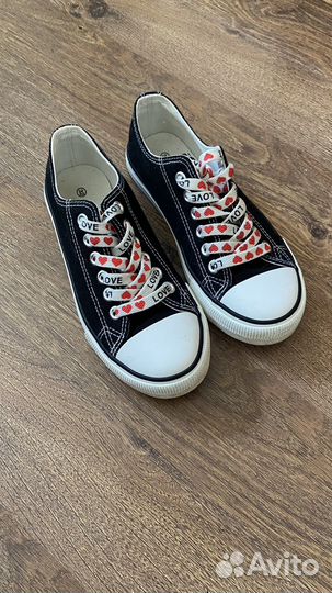 Кеды для девочки 32 р