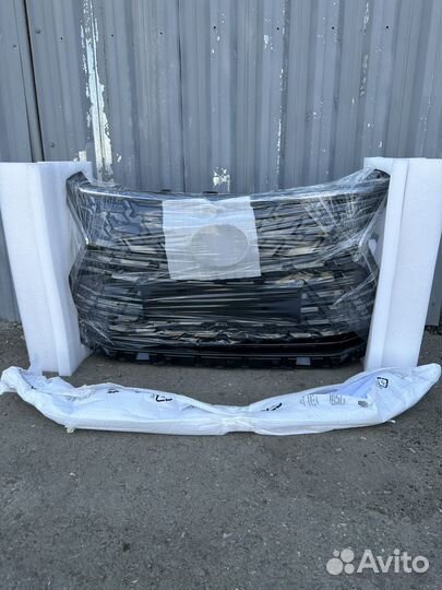 Решетка радиатора херитейдж на лексус 2021г