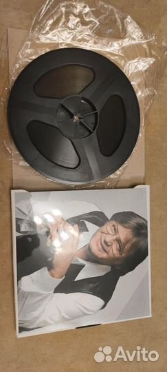 Магнитная лента катушки с записью