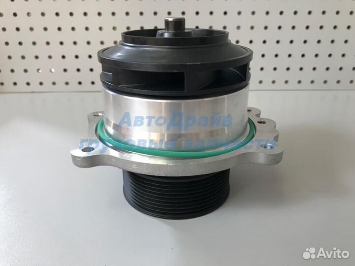 Помпа DAF 105 мотор MX300 MX340 MX375 907359