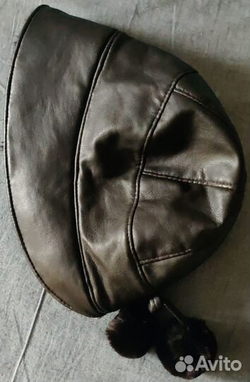 Теплая зимняя шапка