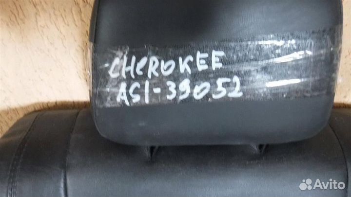 Сиденье заднее (диван) Jeep Grand Cherokee (WK2)