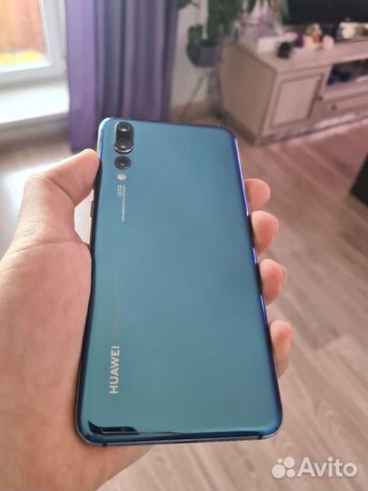HUAWEI P20 Pro, 6/128 ГБ