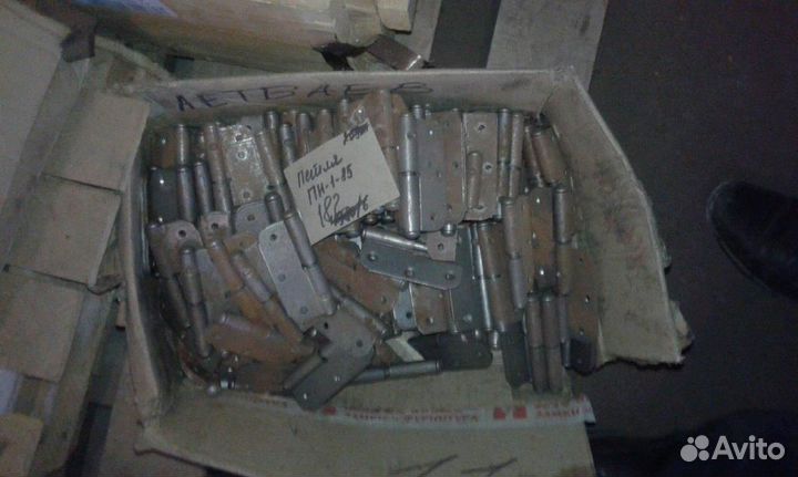 Петли, скобы