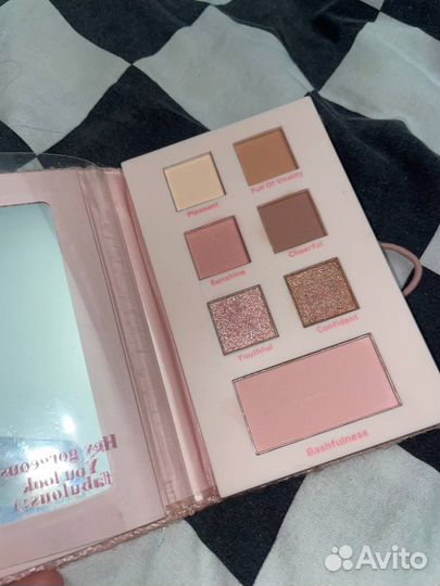 Тени для век