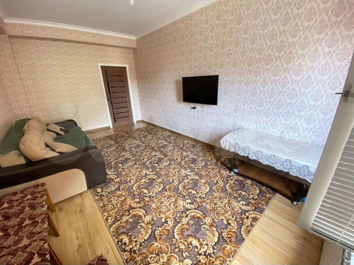 2-к. квартира, 64 м², 7/10 эт.