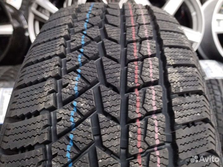 DoubleStar DW02 215/55 R17 94S