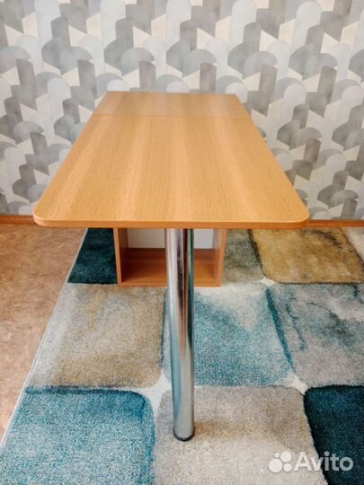 Маникюрный стол складной бу