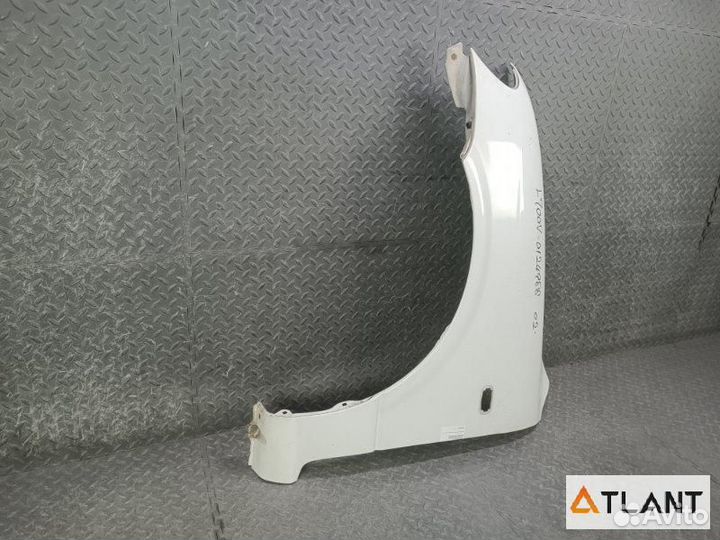 Крыло переднее левое daihatsu mira