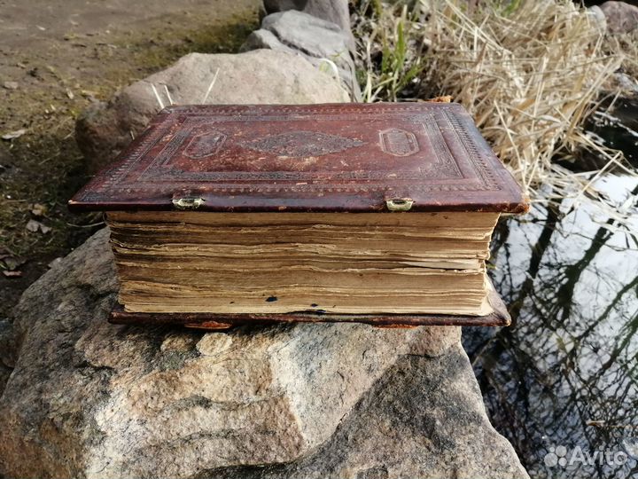 Псалтырь старинная церковная книга