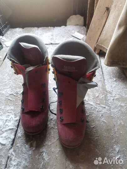 Ботинки горные