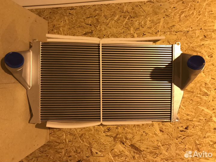 Радиатор интеркуллера international 9200/9400